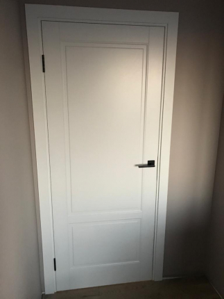 Фото межкомнатной двери Шеффилд глухая белая эмаль